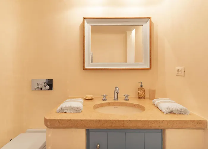 Seaside 5bdr Bliss In Mykonos *