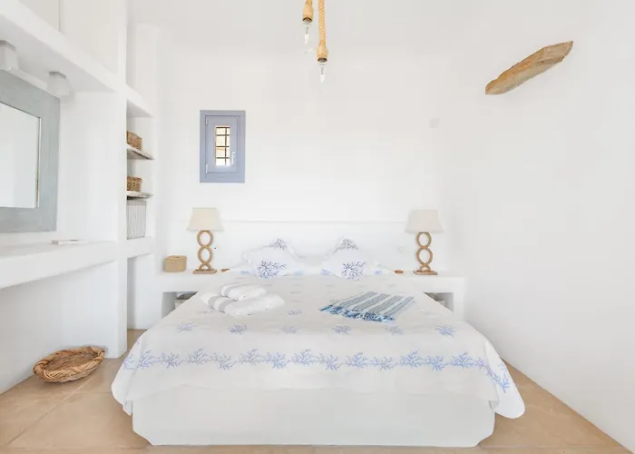 Seaside 5bdr Bliss In Mykonos *