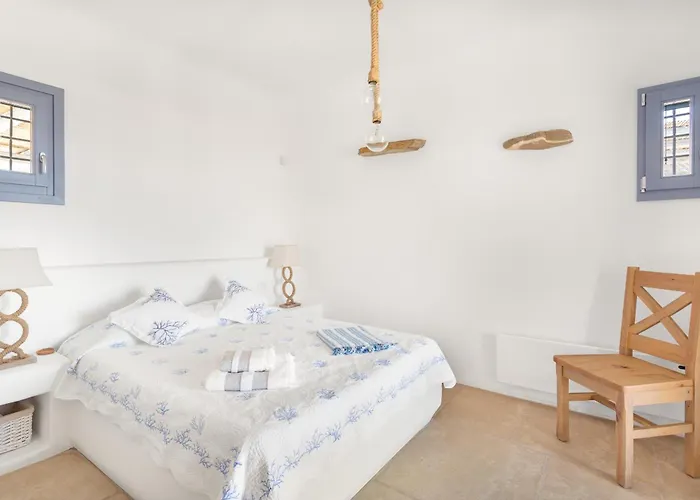 Seaside 5bdr Bliss In Mykonos Merchia Beach