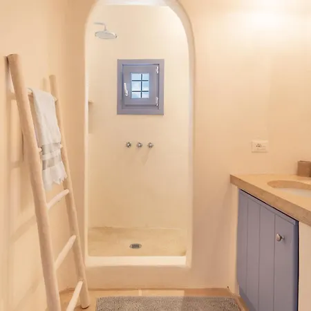 Seaside 5bdr Bliss In Mykonos