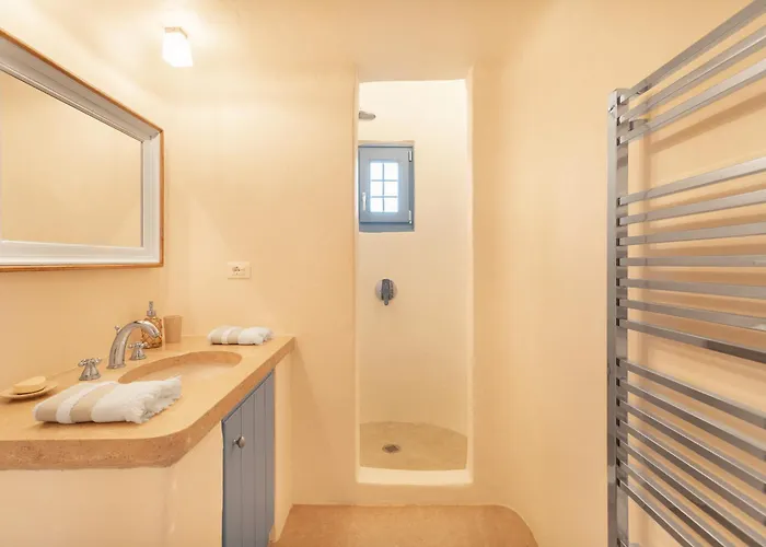 Вилла Seaside 5bdr Bliss In Mykonos Merchia Beach