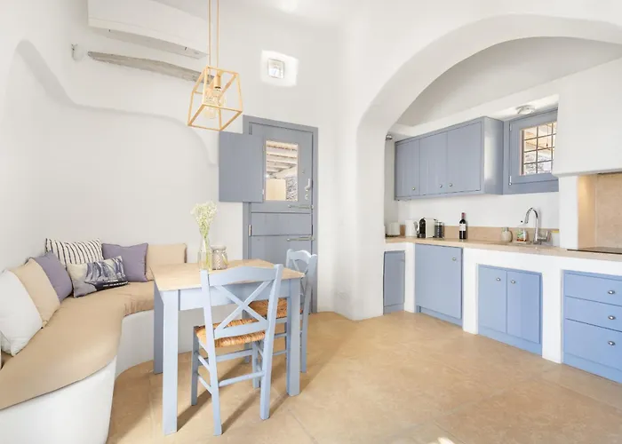 Вилла Seaside 5bdr Bliss In Mykonos Merchia Beach